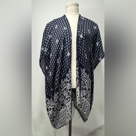 LOFT Shawl Wrap Medium/Large Blue White Floral Lightweight Kimono - Picture 1 of 7